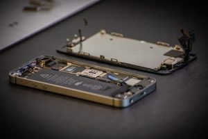 DIY iPhone Screen Repair: What You Need to Know