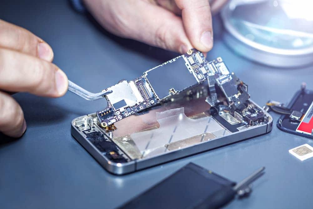 The Role of Software in Mobile Phone Repairs